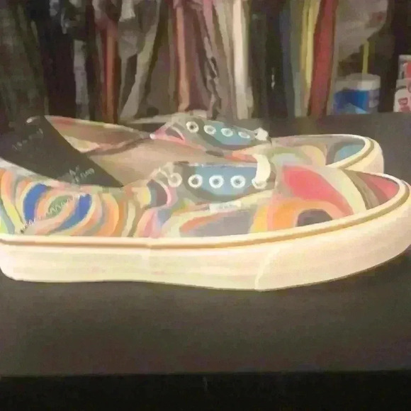 Vans authentic Chris Johanson colorful swirly pattern men’s size 10 NWT - Picture 1 of 5